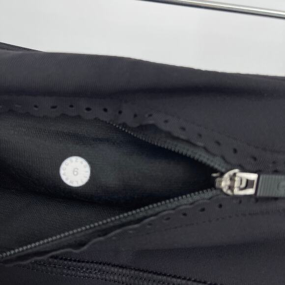Lululemon Smooth Stride Crop 17” Black Full On Luxtreme Size 6 - Picture 5 of 8